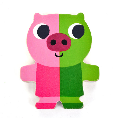 ブタの木製ドミノです。